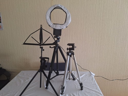 Set attrezzature - di,