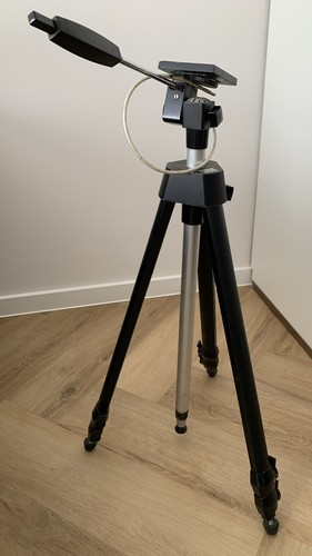 Treppiede fotocamera brillante